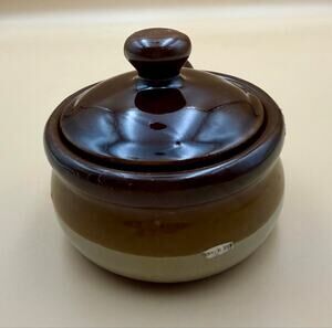 Vintage Made In Taiwan Brown Stoneware Covered Soup Pot Handled Casserole Dish